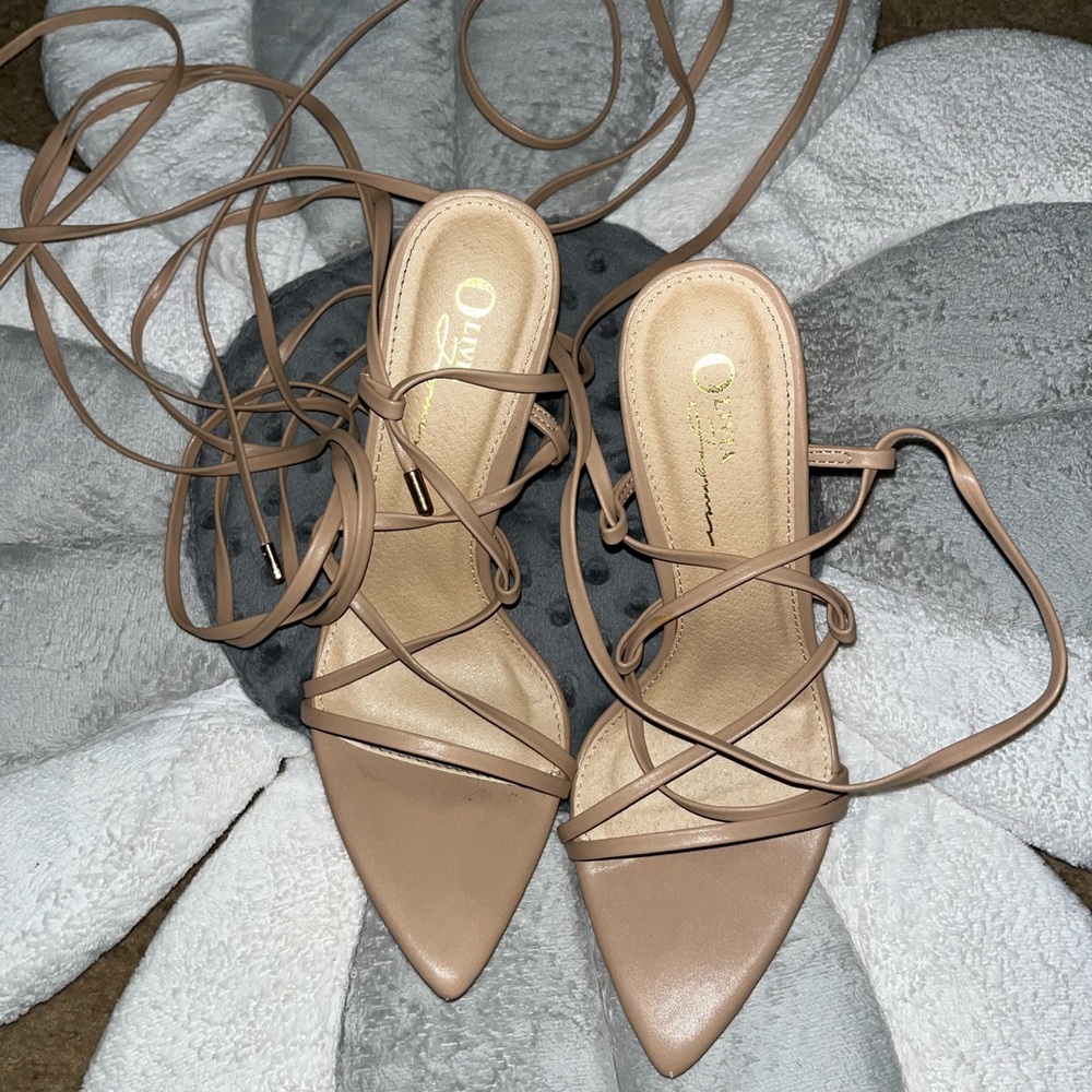 Women's Beige Strappy Heels